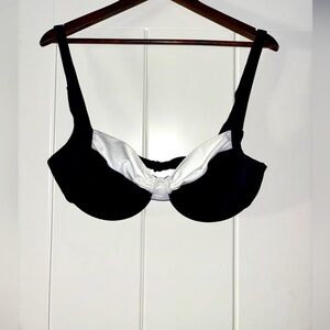 Ujena  Calypso  Underwire Bra Swim Bikini Top 2X Full Coverage Hook Back Closure